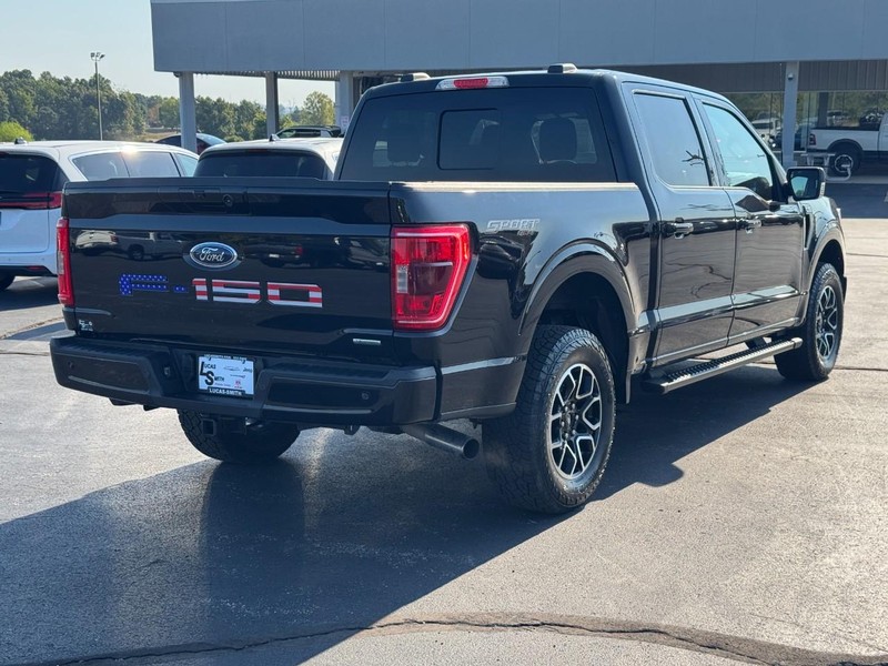Ford F-150 Vehicle Full-screen Gallery Image 03