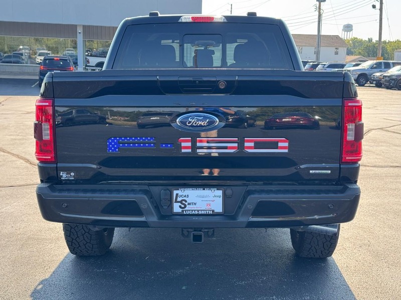 Ford F-150 Vehicle Full-screen Gallery Image 04