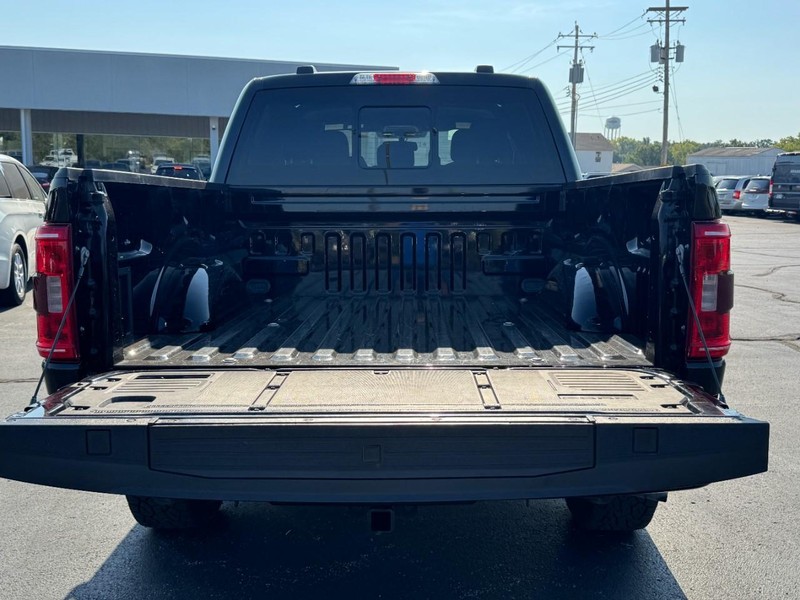 Ford F-150 Vehicle Full-screen Gallery Image 05