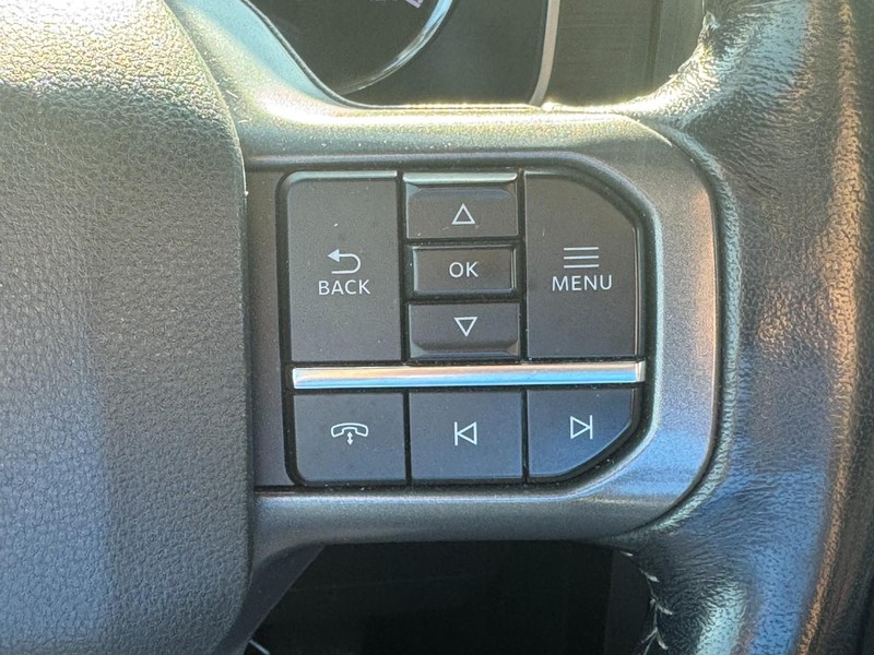 Ford F-150 Vehicle Full-screen Gallery Image 20