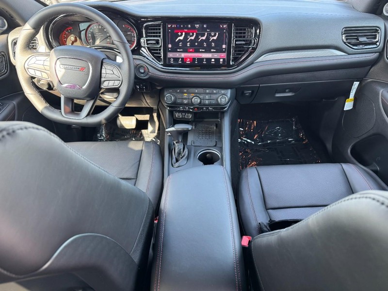 Dodge Durango Vehicle Full-screen Gallery Image 9