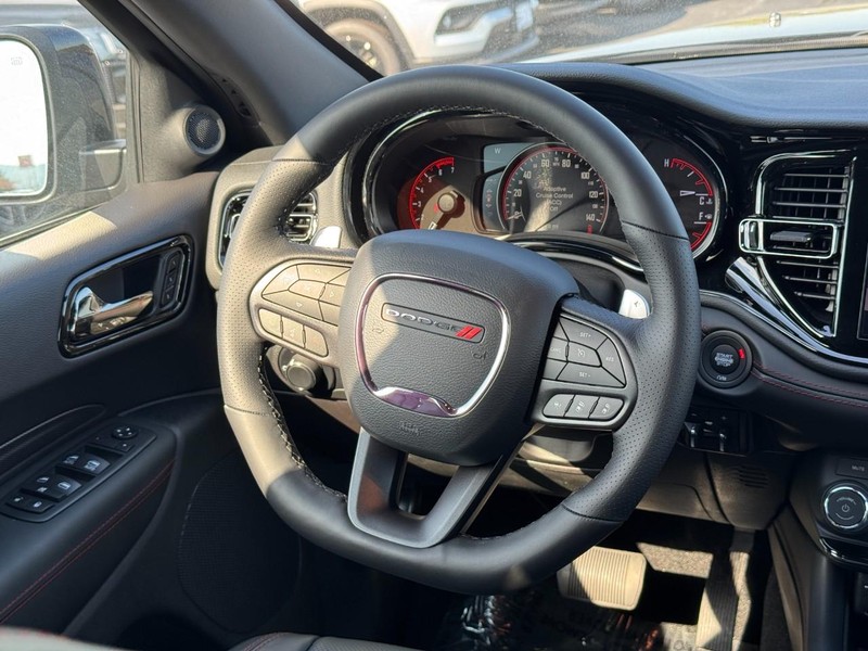 Dodge Durango Vehicle Full-screen Gallery Image 10