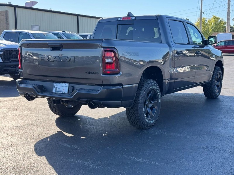 Ram 1500 Vehicle Full-screen Gallery Image 4