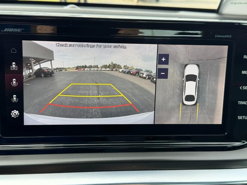 Kia K5 Vehicle Full-screen Gallery Image 25