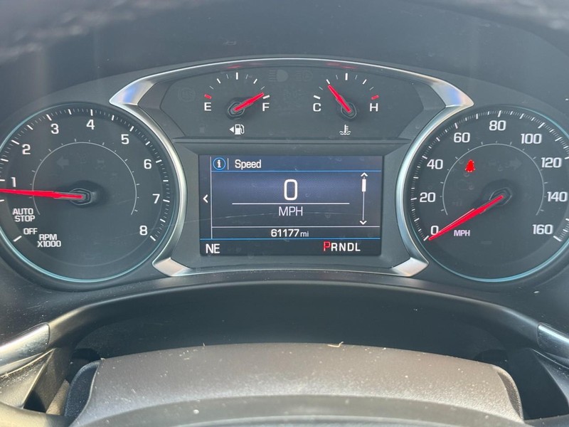 Chevrolet Equinox Vehicle Full-screen Gallery Image 22