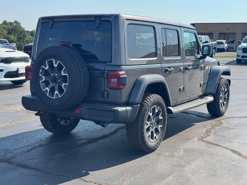 Jeep Wrangler Vehicle Full-screen Gallery Image 4