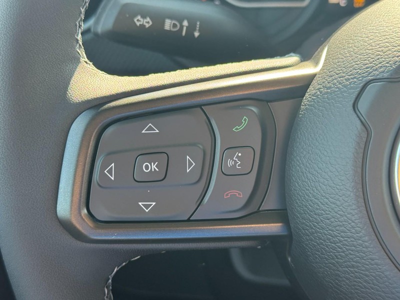 Jeep Wrangler Vehicle Full-screen Gallery Image 14