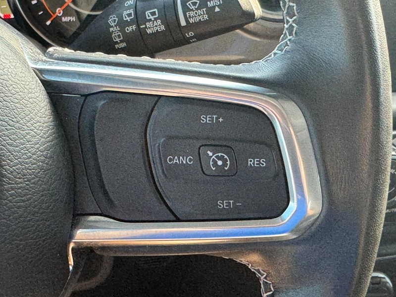 Jeep Wrangler Vehicle Full-screen Gallery Image 20