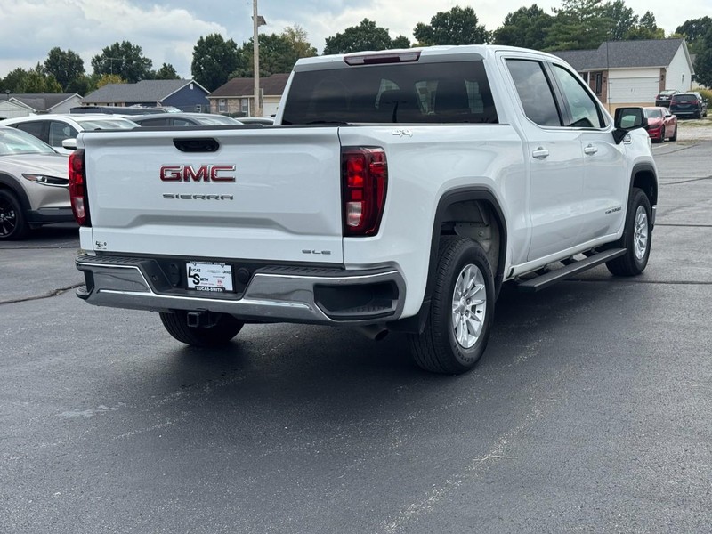 GMC Sierra 1500 Vehicle Full-screen Gallery Image 3