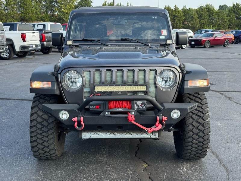 Jeep Wrangler Unlimited Vehicle Full-screen Gallery Image 9