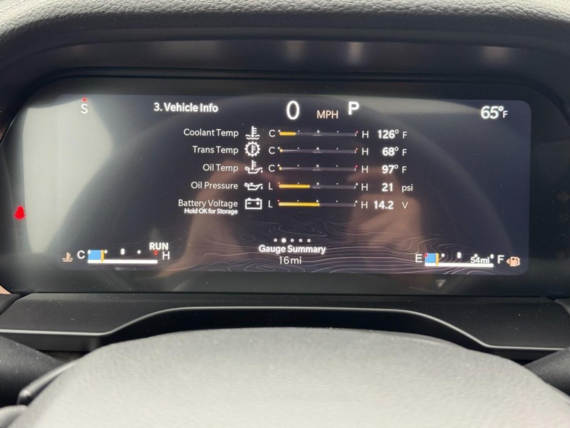 Jeep Grand Cherokee L Vehicle Full-screen Gallery Image 17