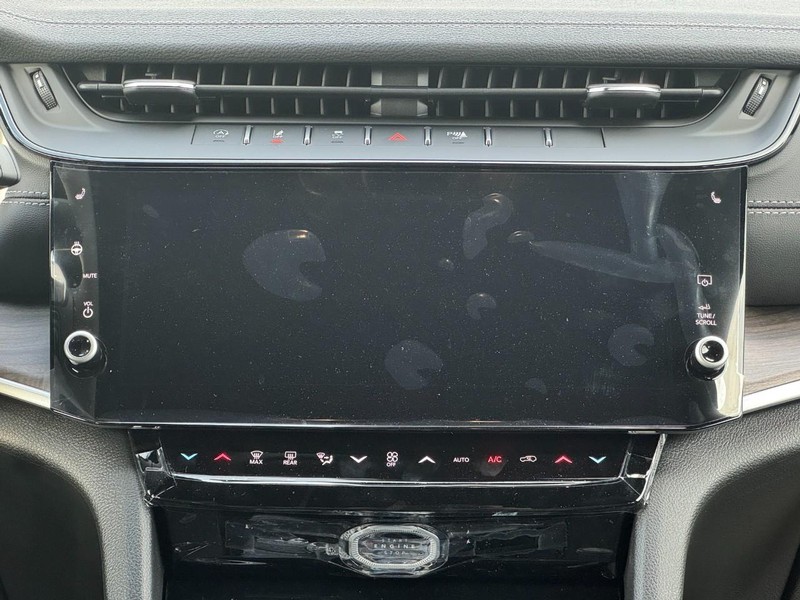 Jeep Grand Cherokee Vehicle Full-screen Gallery Image 8