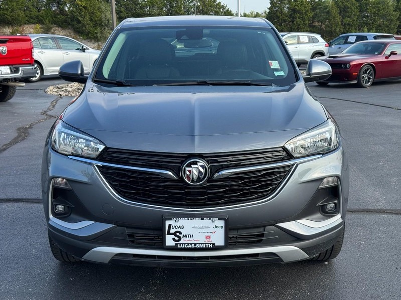 Buick Encore GX Vehicle Full-screen Gallery Image 09