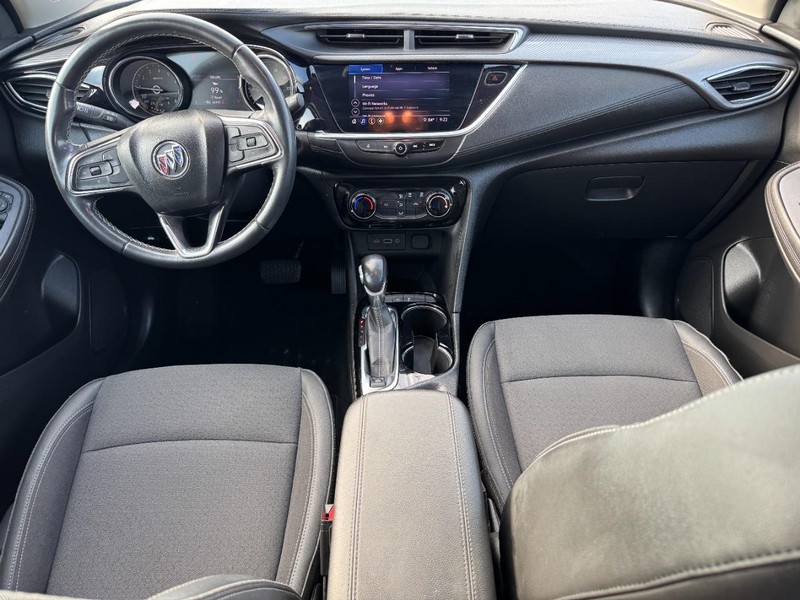 Buick Encore GX Vehicle Full-screen Gallery Image 12