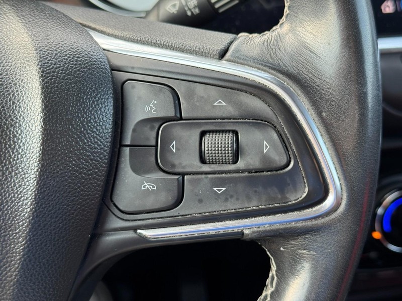 Buick Encore GX Vehicle Full-screen Gallery Image 20