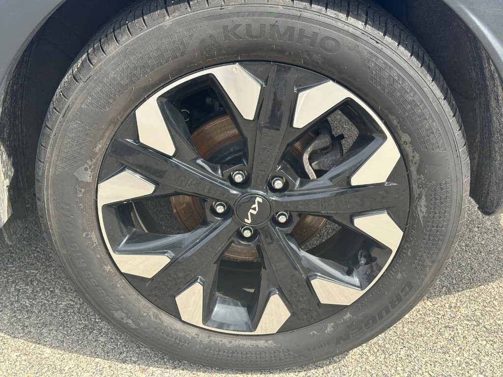 Kia Sportage Vehicle Full-screen Gallery Image 12