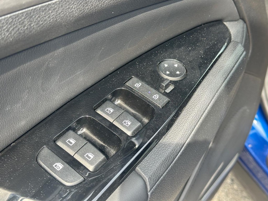 Kia Sportage Vehicle Full-screen Gallery Image 20