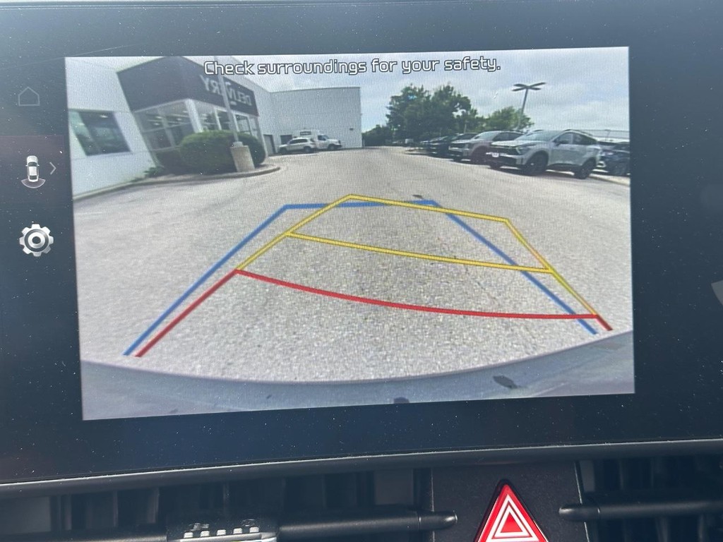 Kia Sportage Vehicle Full-screen Gallery Image 28