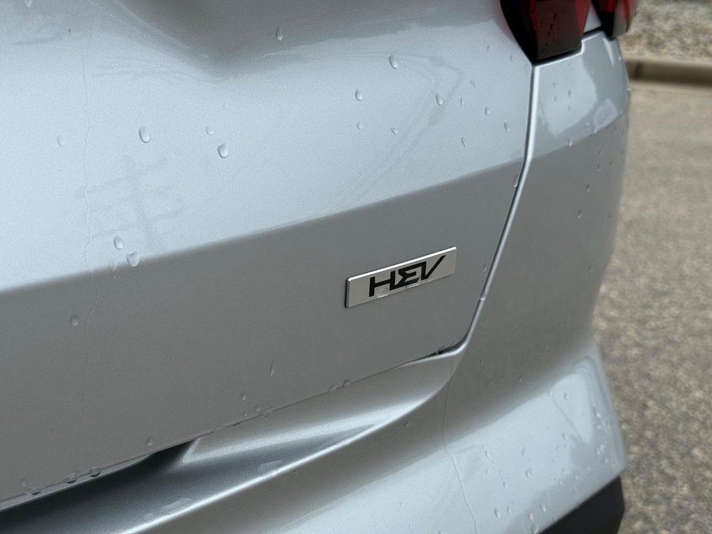 Kia Sorento Hybrid Vehicle Full-screen Gallery Image 06