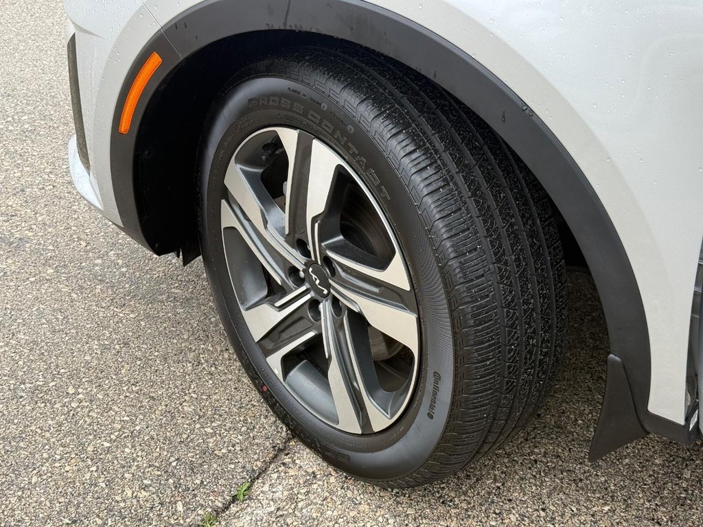 Kia Sorento Hybrid Vehicle Full-screen Gallery Image 11