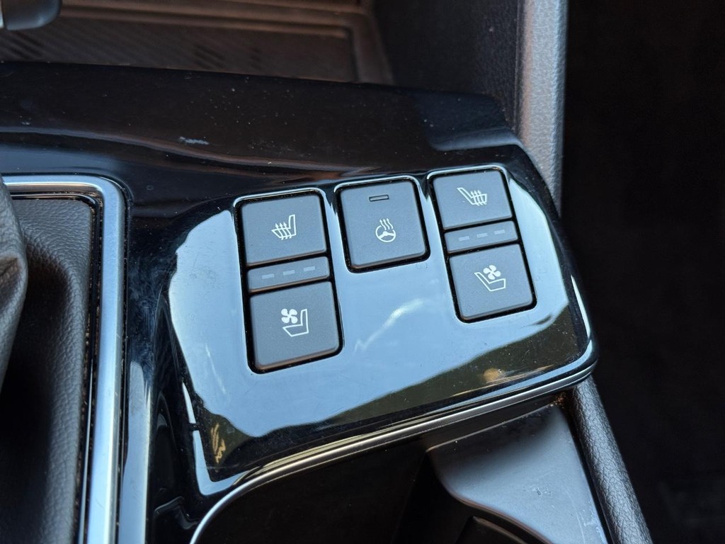 Kia Sportage Vehicle Full-screen Gallery Image 21