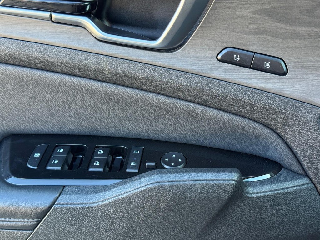 Kia Sportage Vehicle Full-screen Gallery Image 25