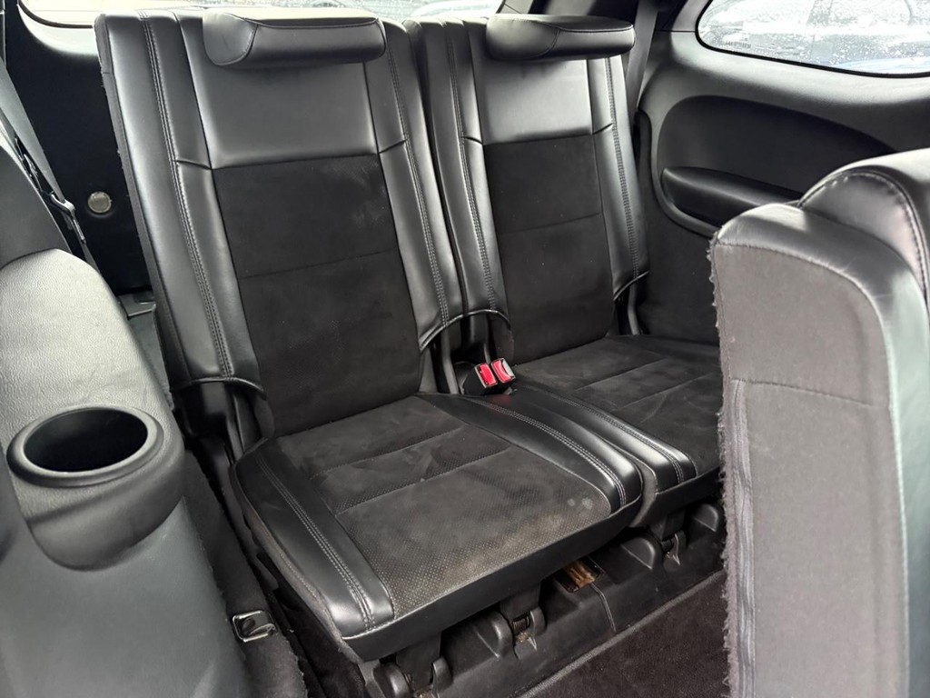 Dodge Durango Vehicle Full-screen Gallery Image 10