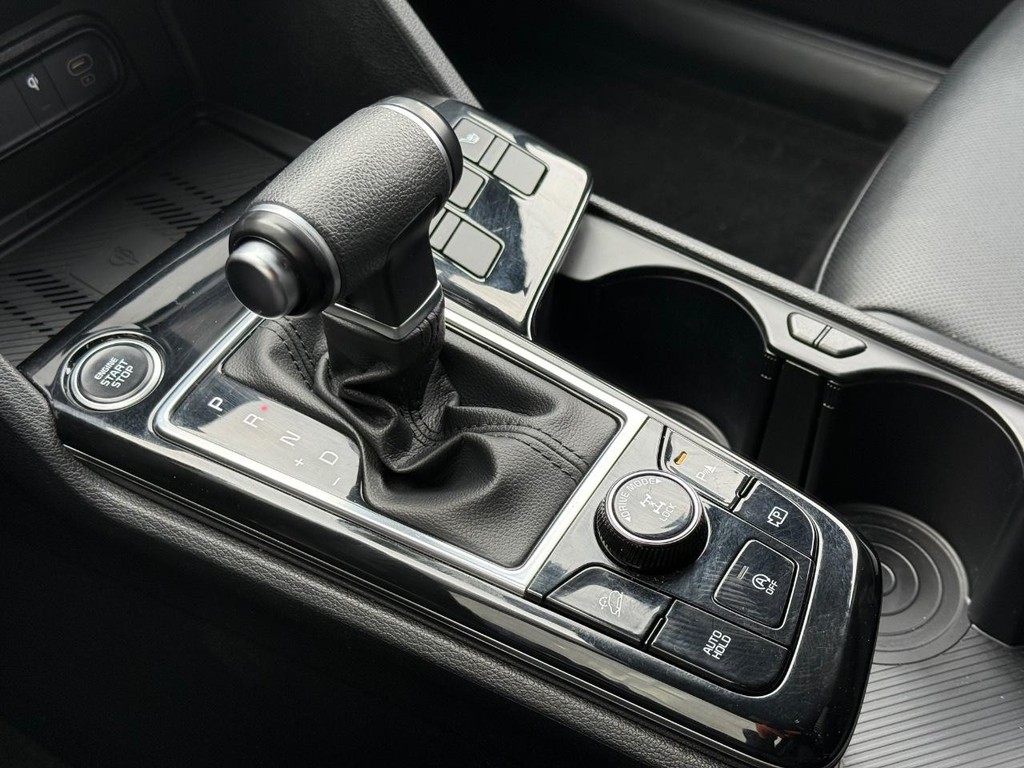 Kia Sportage Vehicle Full-screen Gallery Image 18