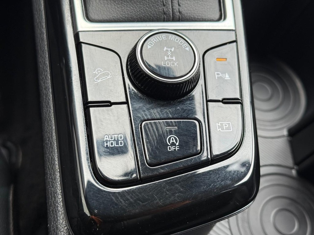 Kia Sportage Vehicle Full-screen Gallery Image 19