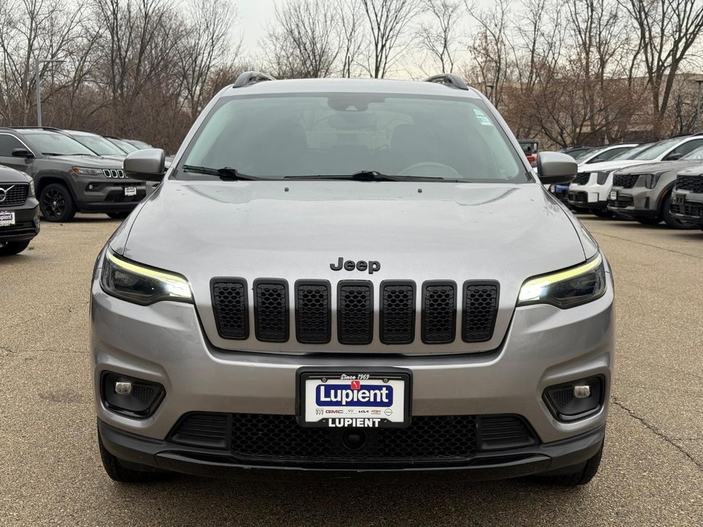 Jeep Cherokee Vehicle Full-screen Gallery Image 08