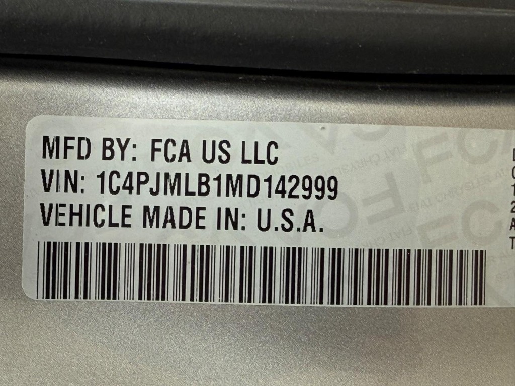 Jeep Cherokee Vehicle Full-screen Gallery Image 23