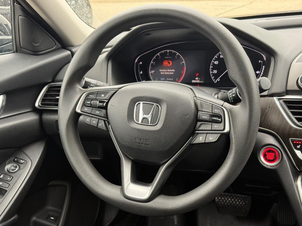 Honda Accord Sedan Vehicle Full-screen Gallery Image 13