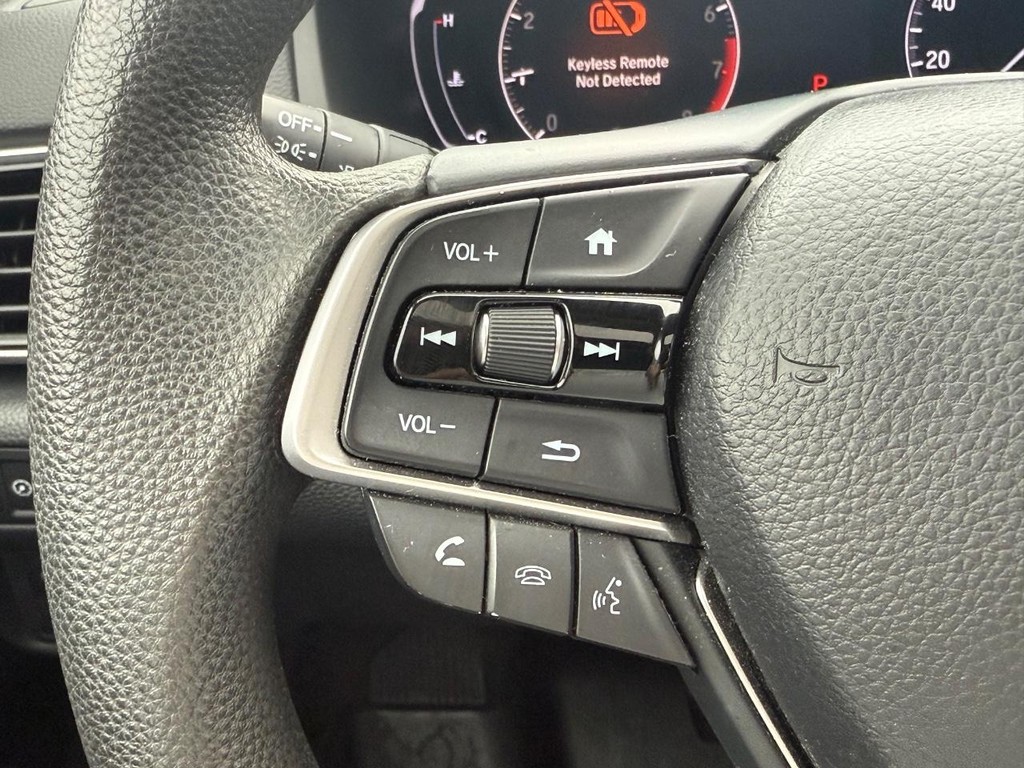 Honda Accord Sedan Vehicle Full-screen Gallery Image 14