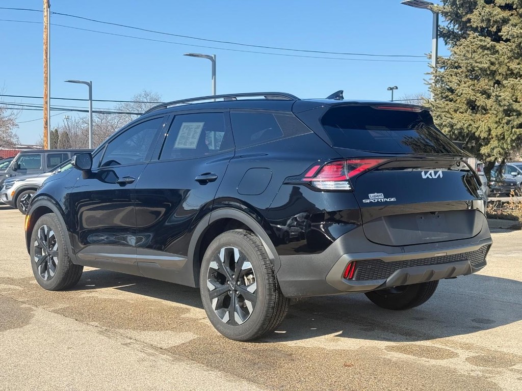 Kia Sportage Vehicle Full-screen Gallery Image 06