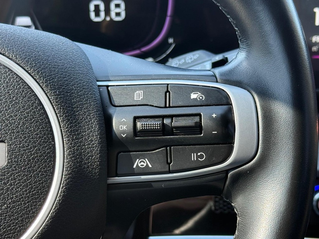 Kia Sportage Vehicle Full-screen Gallery Image 15