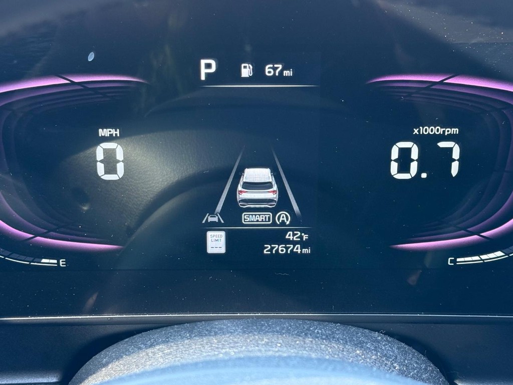 Kia Sportage Vehicle Full-screen Gallery Image 22