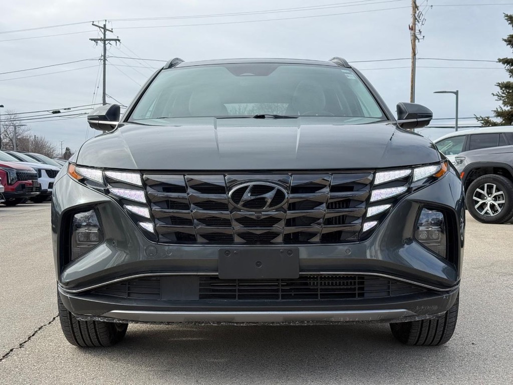 Hyundai Tucson Hybrid Vehicle Full-screen Gallery Image 08