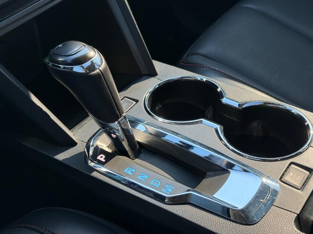 Chevrolet Equinox Vehicle Full-screen Gallery Image 19