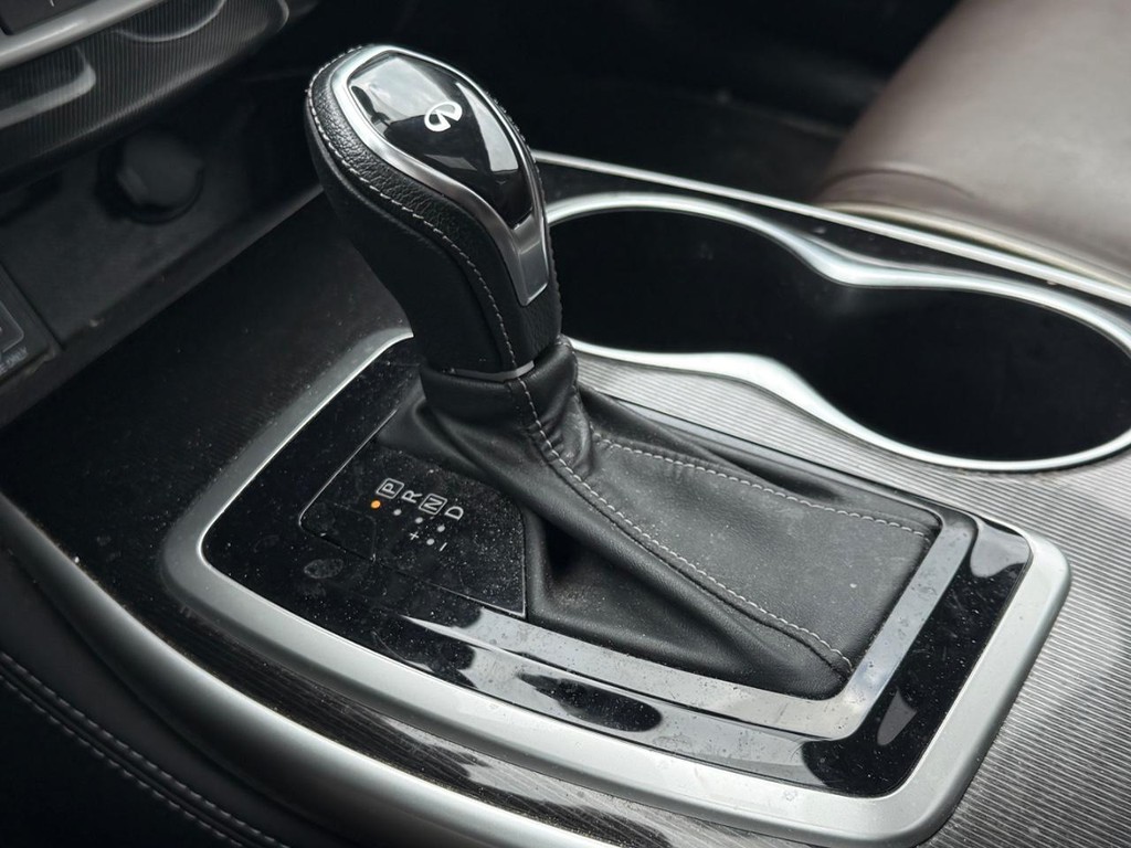 INFINITI QX60 Vehicle Full-screen Gallery Image 22