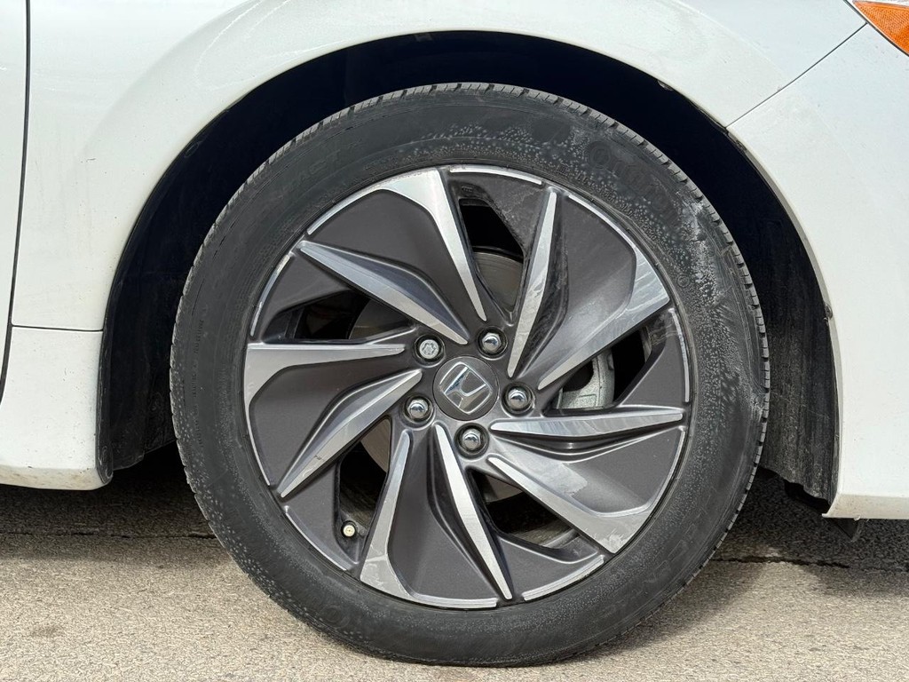 Honda Insight Vehicle Full-screen Gallery Image 09