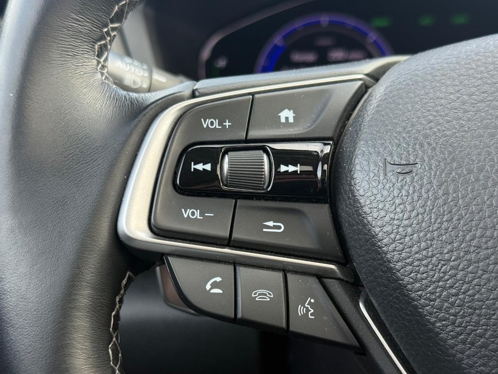 Honda Insight Vehicle Full-screen Gallery Image 15