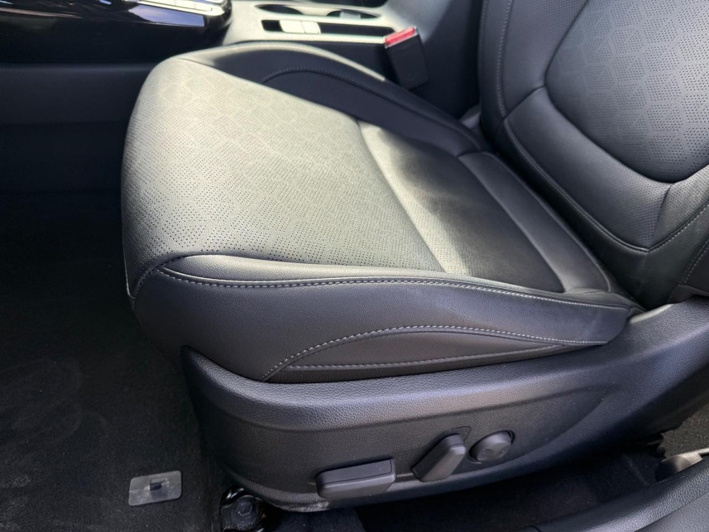 Kia Seltos Vehicle Full-screen Gallery Image 23