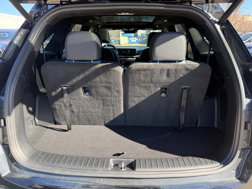 Kia Sorento Hybrid Vehicle Full-screen Gallery Image 05