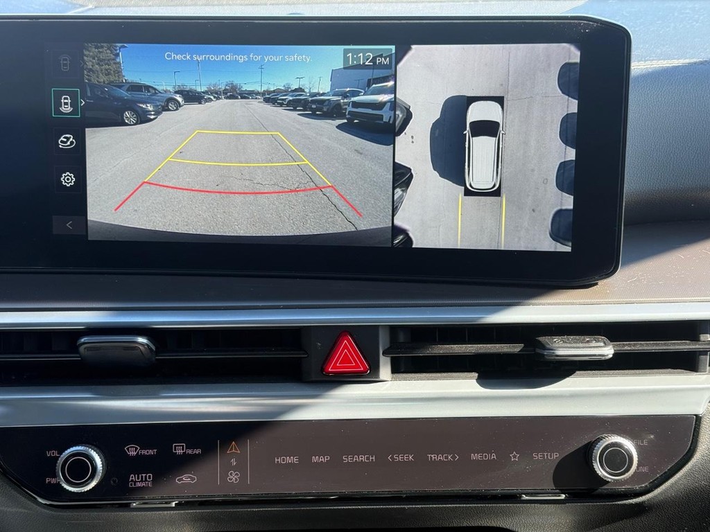 Kia Sorento Hybrid Vehicle Full-screen Gallery Image 20