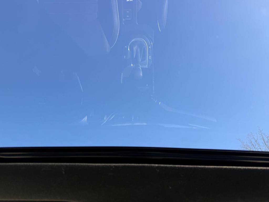 Kia Forte Vehicle Full-screen Gallery Image 12