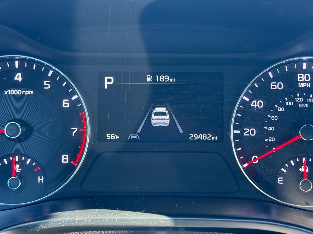 Kia Forte Vehicle Full-screen Gallery Image 21