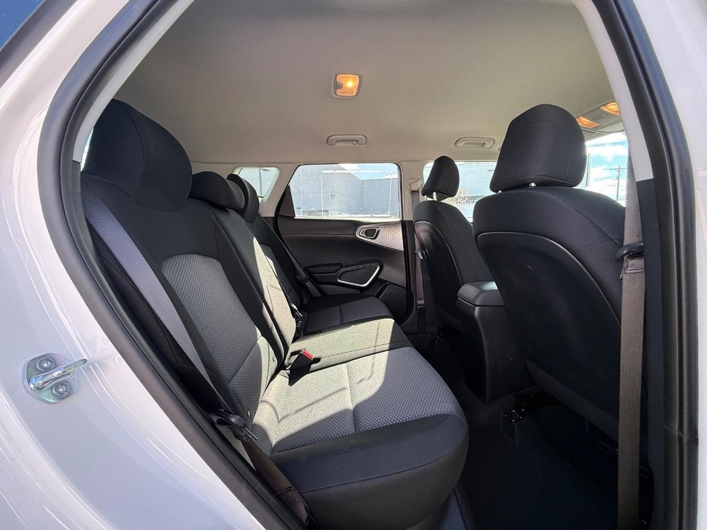 Kia Soul Vehicle Full-screen Gallery Image 11