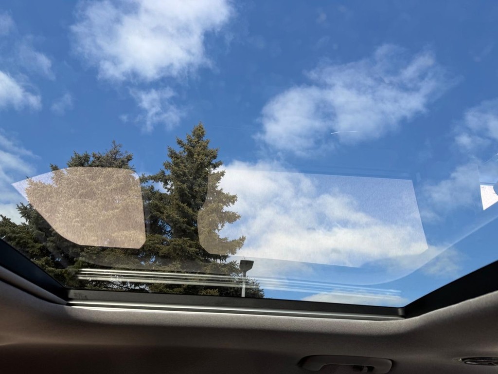 Kia EV9 Vehicle Full-screen Gallery Image 13