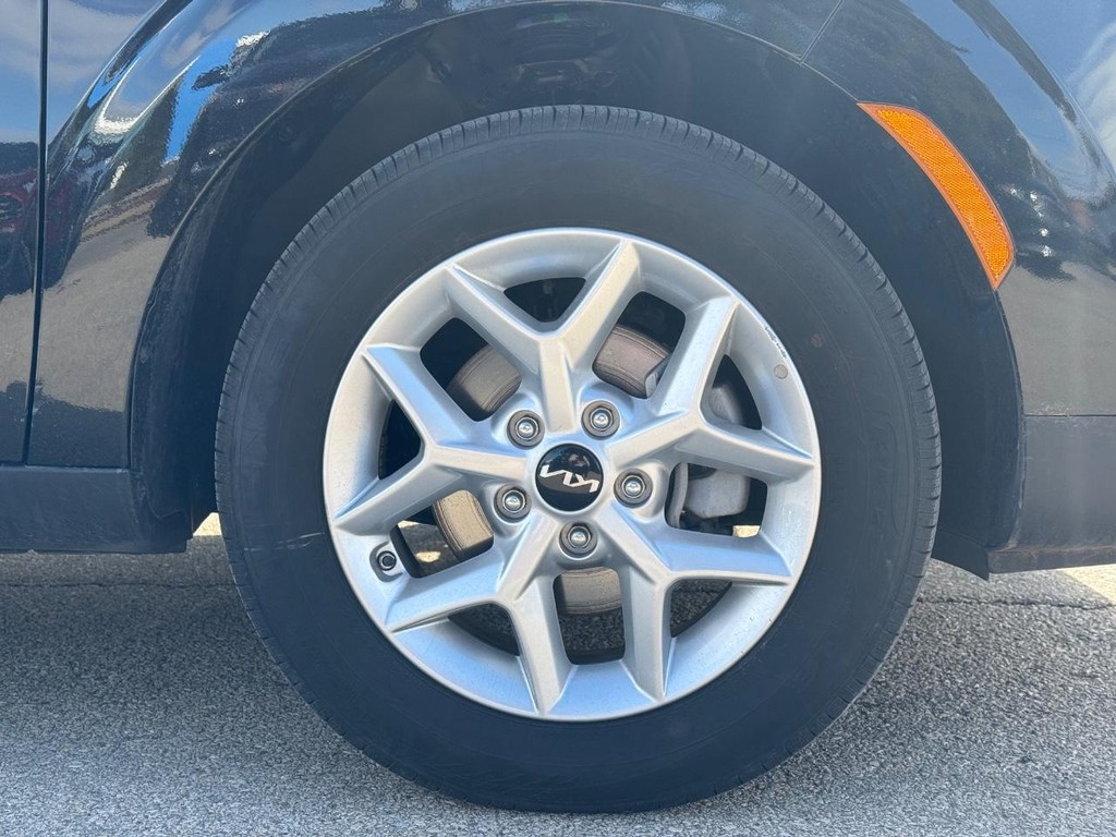 Kia Soul Vehicle Full-screen Gallery Image 09