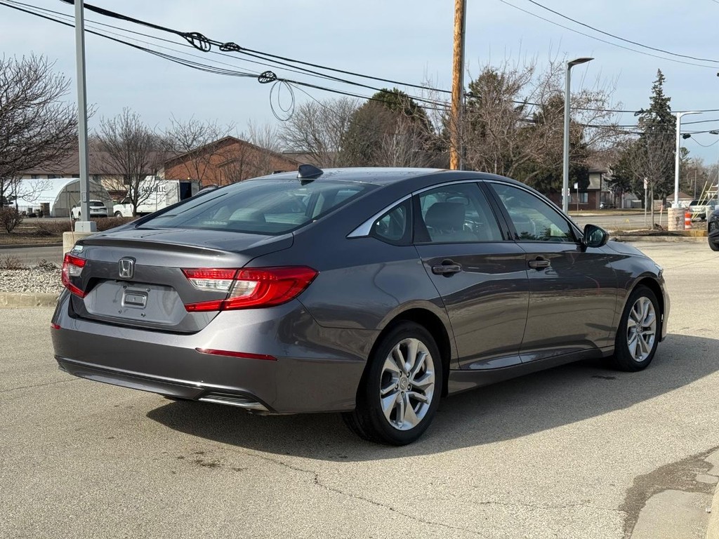 Honda Accord Sedan Vehicle Full-screen Gallery Image 03